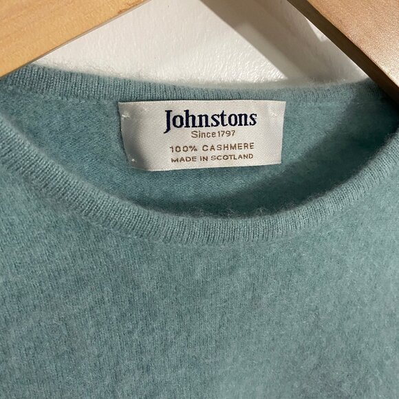 Cashmere Vintage Long Sleeve Knit Sweater - Picture 2 of 8